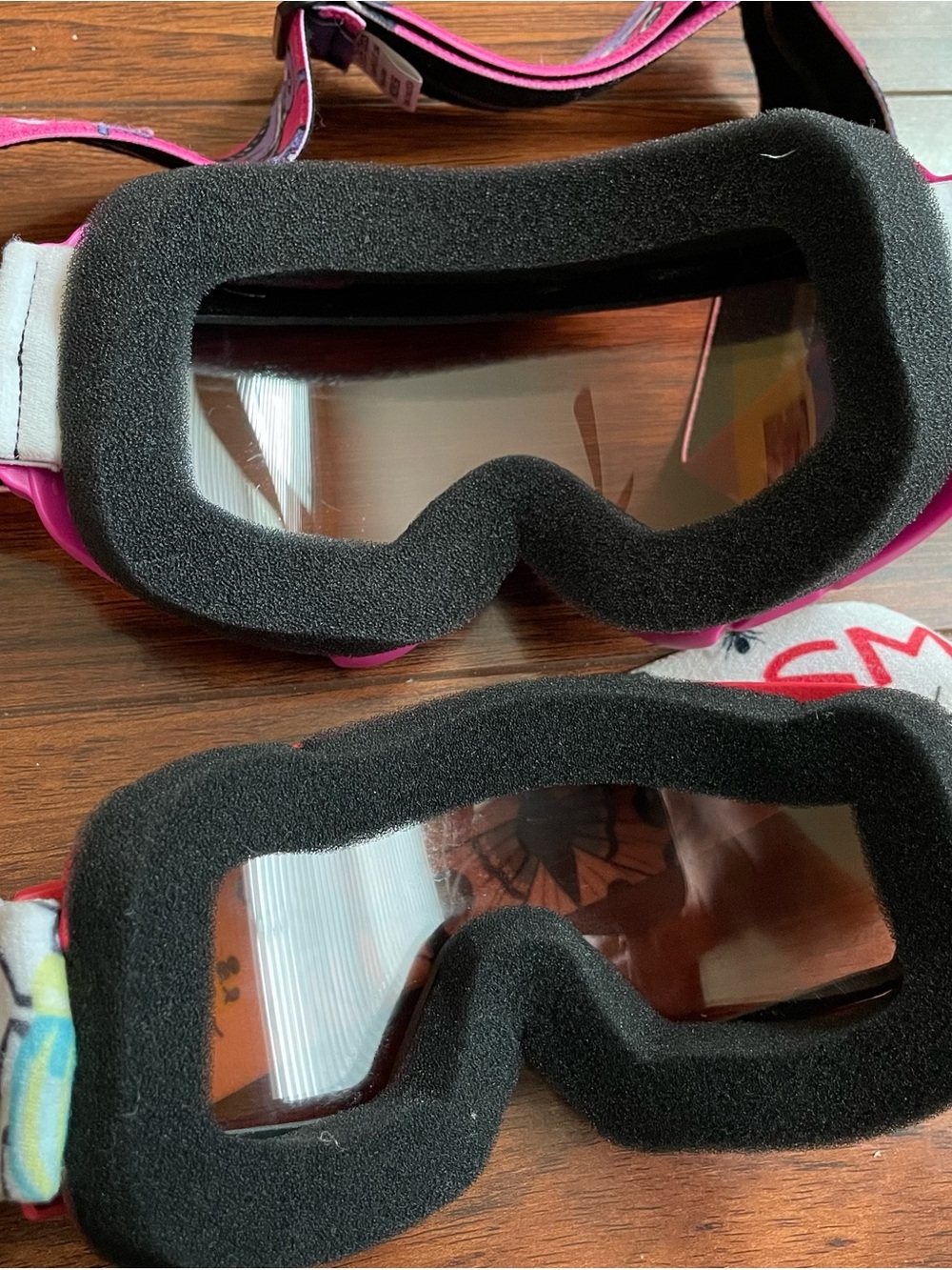 Kids Smith Ski/snow goggles 2 pairs - Picture 4 of 5